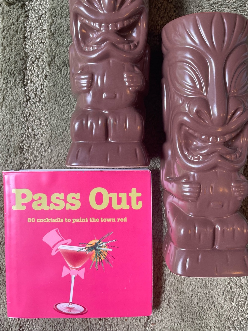 Bundle: Cocktail Recipe Book and Tiki Glasses